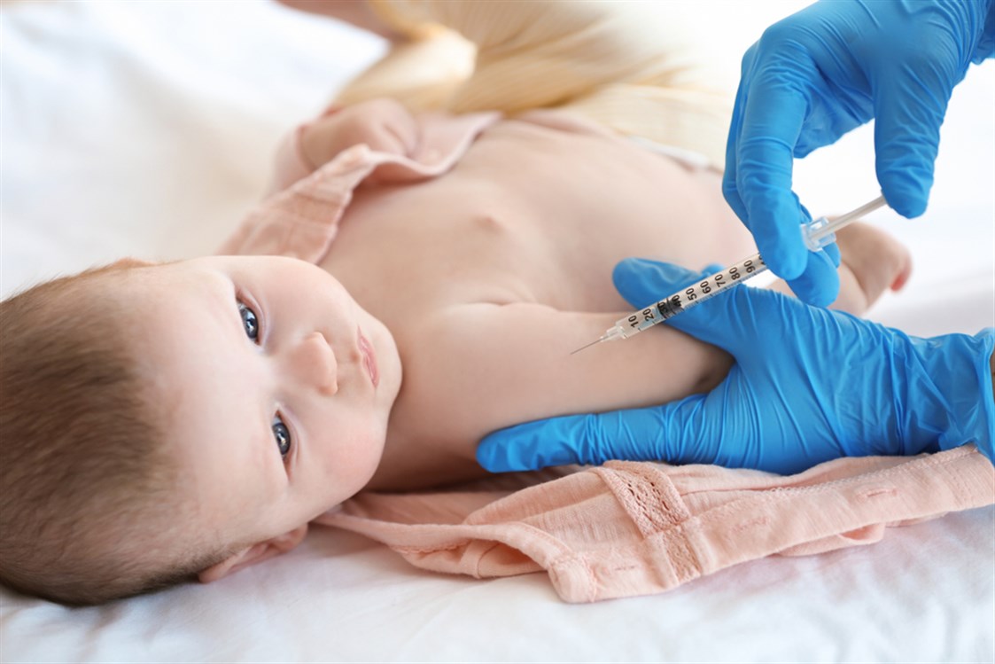 تطعيم الشهرين للطفل